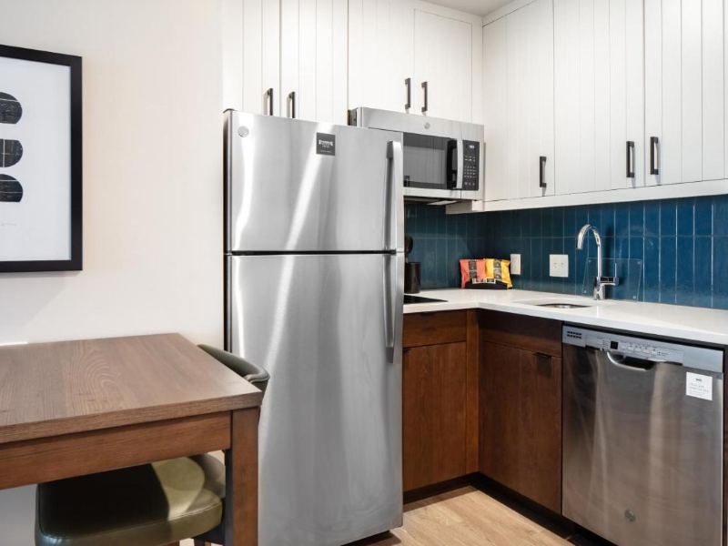 Staybridge Suites,IA
